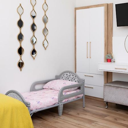 Ocean Vibes Hotel Кейптаун Екстериор снимка